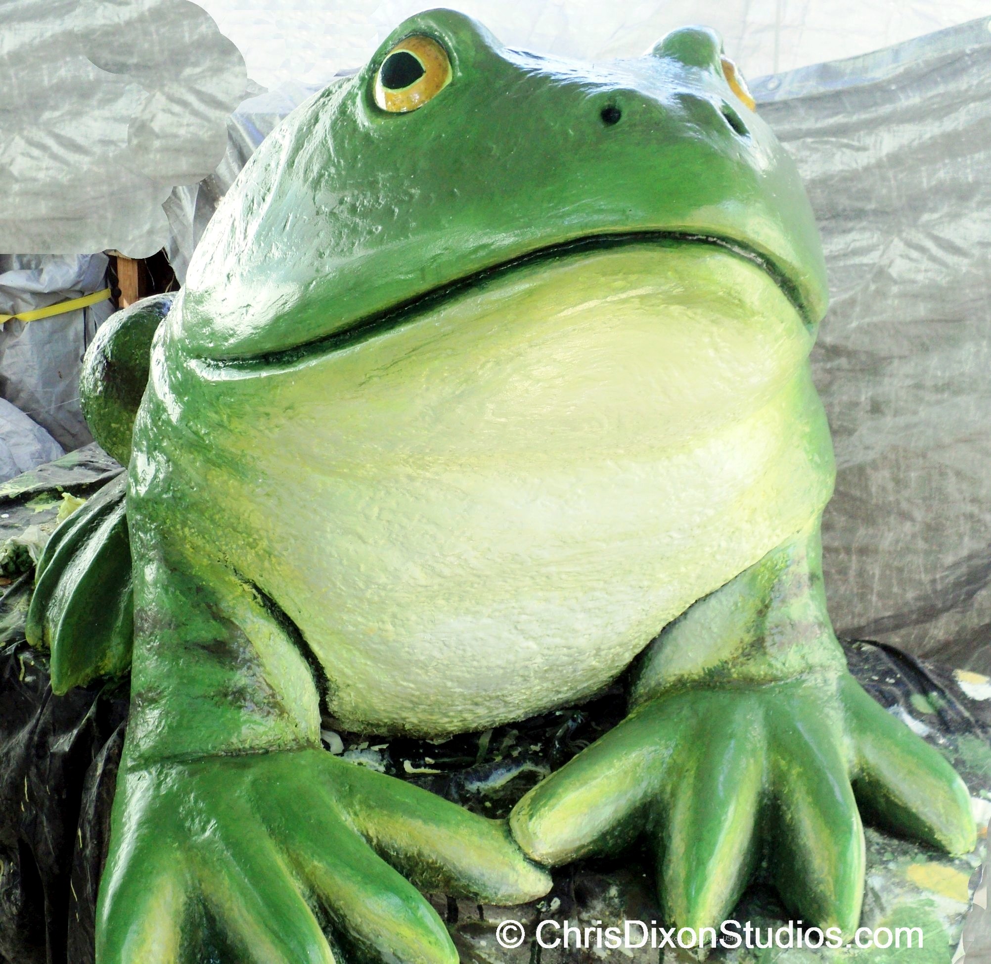 BullFrog3x5ft Statue32