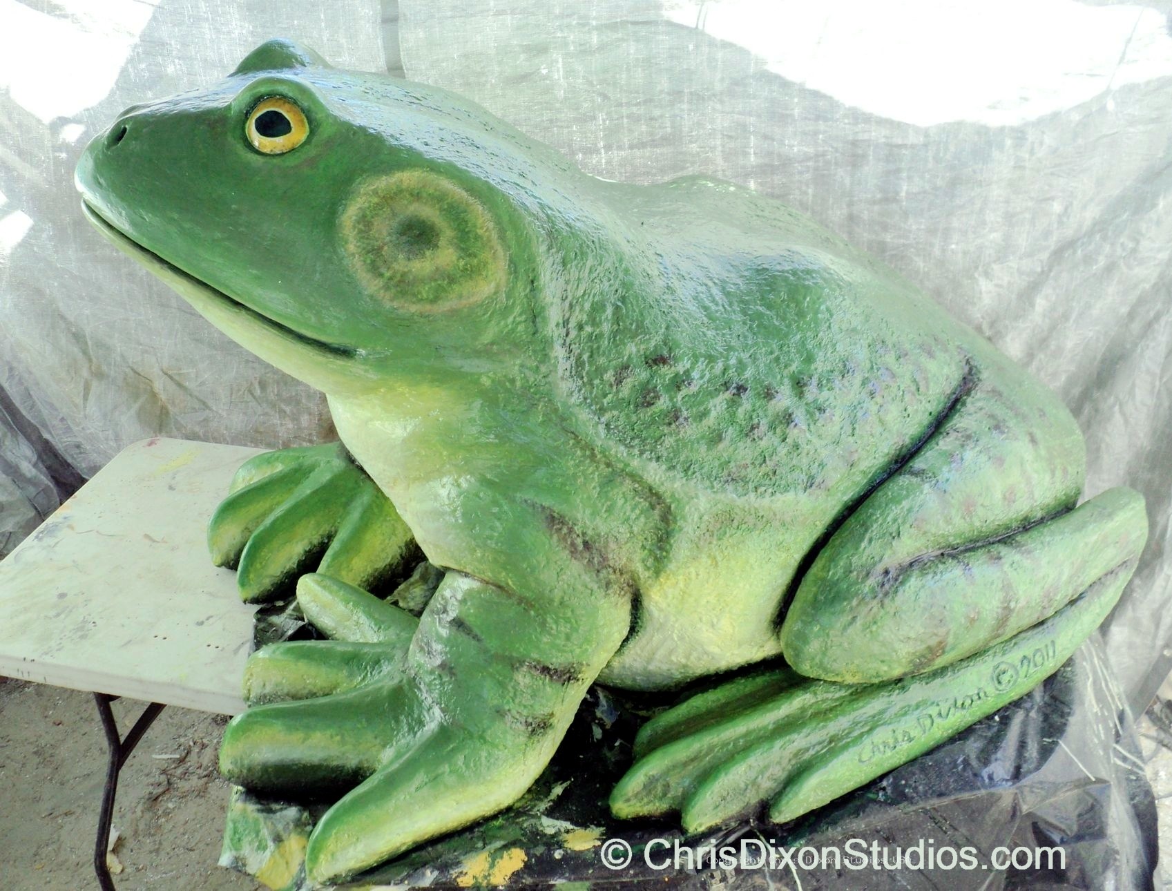 BullFrog3x5ft Statue68