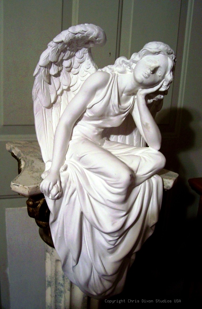 Angel Sitting 18x10