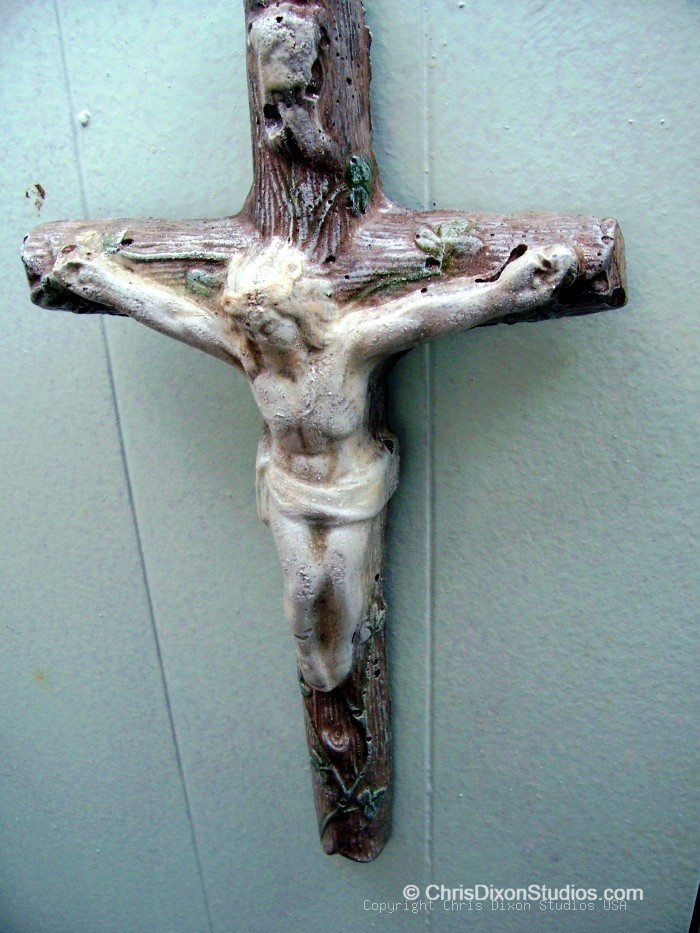 Crucifix Ivy Top 12x6