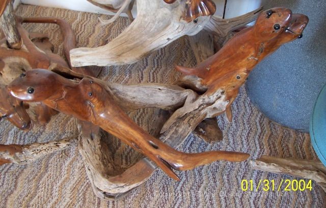 Otters Woodcarving