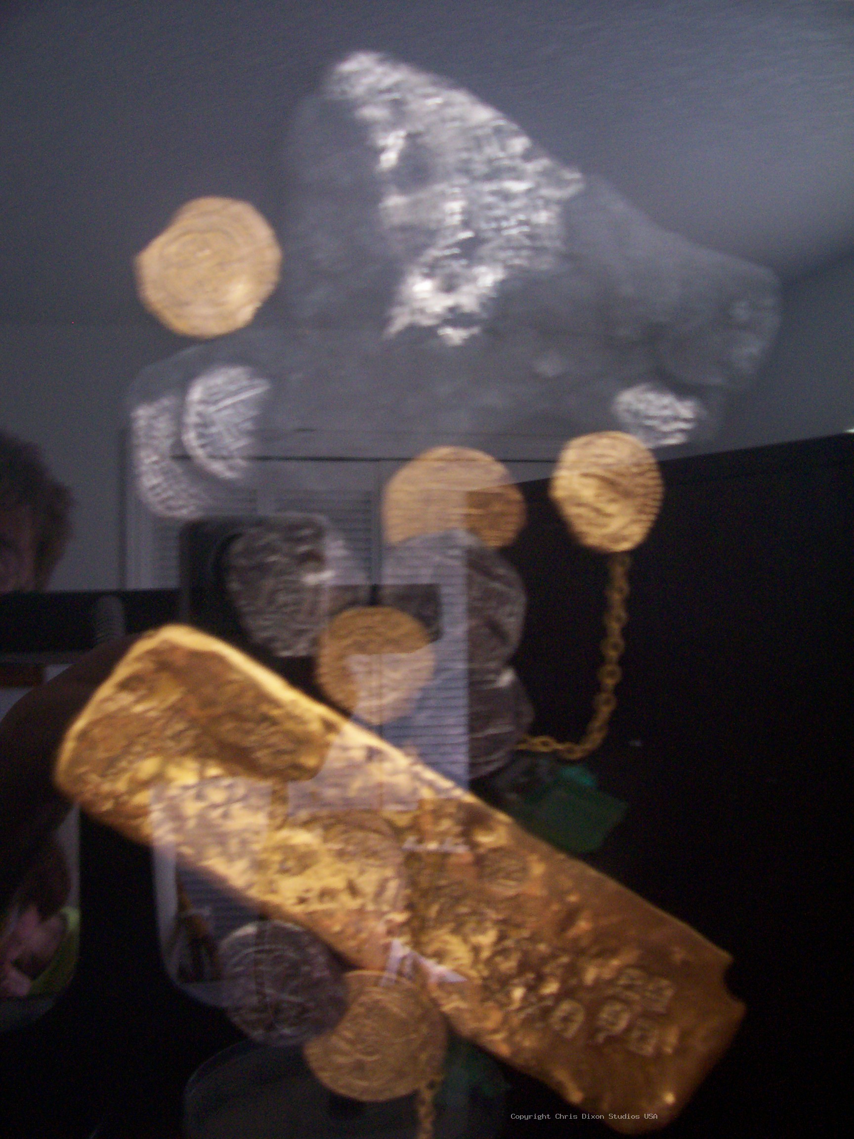 Treasures 100 0694