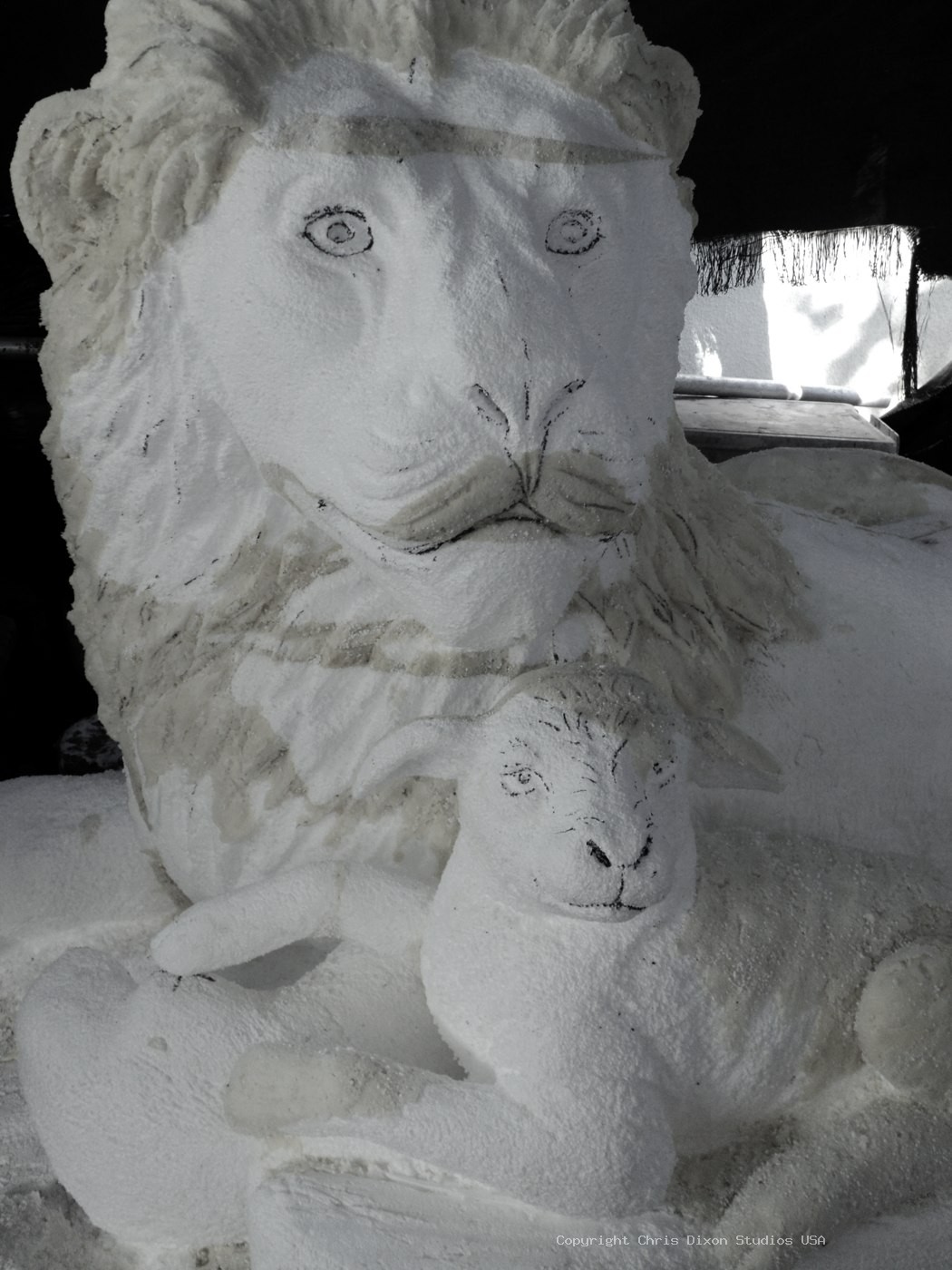 Lion Lamb Carved16